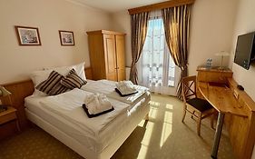 Wellness Hotel Zlatá Lípa